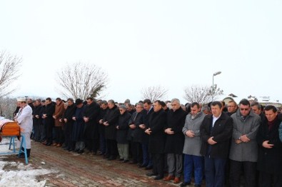 Demirtaş'ın Annesi Zülfiye Demirtaş Toprağa Verildi