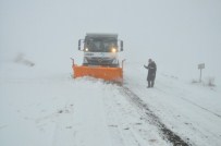 DOĞANKÖY - Kar Küreme Ve Tuzlama Çalışmaları