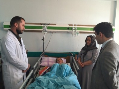 Kaymakam Öztürk'ten Hastane Ziyareti