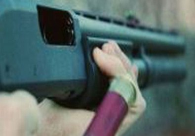 Hamile Eşini Av Tüfeğiyle Öldürdü !