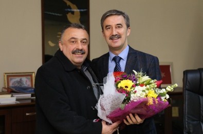 Karadenizliler'den Başkan Şirin'e Teşekkür Ziyareti
