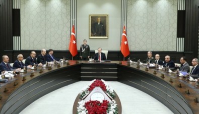 MGK'dan kritik açıklama