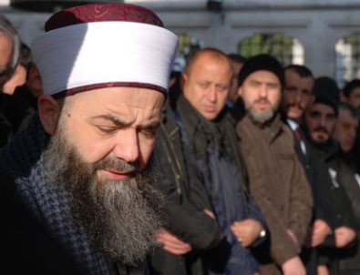 MHP'li şehidin cenaze namazını Cübbeli Ahmet Hoca kıldırdı