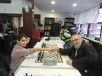 BÜLENT KERIMOĞLU - 2016 Bakırköy İlçe Satranç Birincisi Cihan Zümrüt Oldu