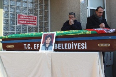 51 Yaşındaki Müdire Gözyaşları Ve Dualarla Son Yolculuğuna Uğurlandı