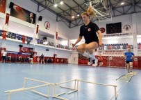 Meleklerden Maça Destek Çağrısı