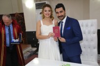 DEMET AKALIN - 'Popstar Habibe' Dünya Evine Girdi