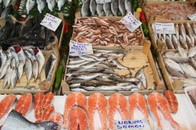 Vatandaş Ucuz Balık İçin Bekleyecek