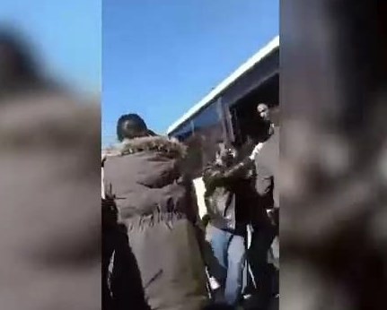 Malatyalı şoförden PKK yandaşlarına tekme