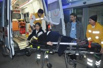 Adana'da Trafik Kazası Açıklaması 5 Yaralı