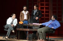 ŞEHİR TİYATROSU - 'Bir Anarşistin Kaza Sonucu Ölümü'ne Tam Not