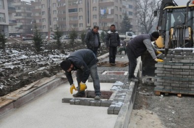 İnegöl Belediyesi'nden Mahmudiye'ye Otopark