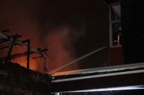 AYVANSARAY - Tarihi Bina Küle Döndü!