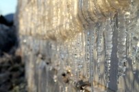 Çiftçiye Bir Darbede Soğuk Havadan