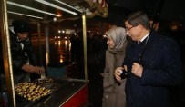 Davutoğlu, Kestane Alırken Çekindiği Fotoğrafı Instagram'dan Paylaştı