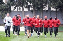 WESLEY SNEIJDER - Galatasaray, 2016 Yılının İlk Antrenmanını Yaptı