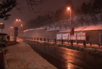 İstanbul'da Kar Hız Kesmiyor