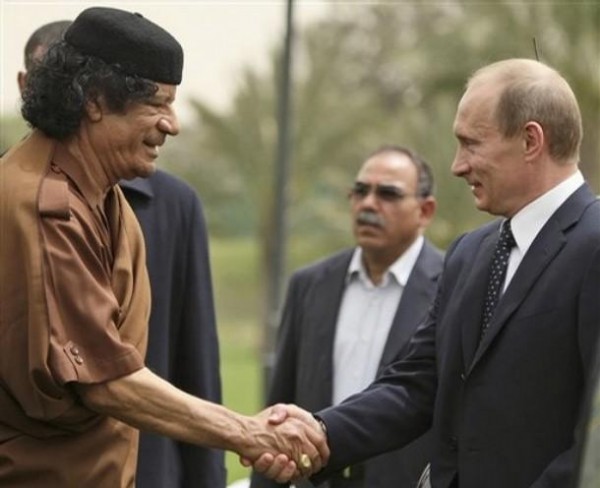 Kaddafi Putin'in kızını istemiş!