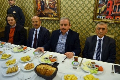 AK Partili Şentop Açıklaması 'Türkiye Başkanlık Sistemini Zaten Yerelde Uyguluyor'