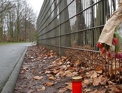 Almanya'da yaşayan Türk kızı bıçaklanarak öldürüldü
