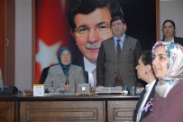 CAHİT SITKI TARANCI - Bakan Ramazanoğlu Sur'dan Göç Edenlerle Buluştu