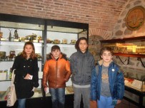ÇOCUK MECLİSİ - Çocuk Meclisi Üyelerinden Koç Müzesi'ne Ziyaret