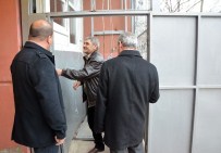 ENGELLİ ASANSÖRÜ - Dinar Belediyesi Engelleri Kaldırıyor