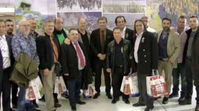 Hababam Sınıfı Emitt'te Akçakoca Standını Ziyaret Etti