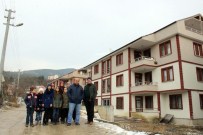 ŞENER ŞEN - Mümkünlü'de İnternet Mümkün Değil