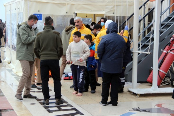 Çanakkale'de yine sığınmacı dramı