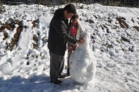 KARDAN ADAM - Muğlalıların Kar Sevinci Bi