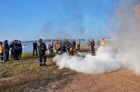 YANGIN TATBİKATI - Ayvalık Belediyesinde Yangın Tatbikatı Yapıldı