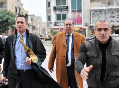 CHP'li Eski Belediye Başkanı Macit Özcan Hakim Karşısında
