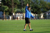 Ümit Özat'ın Basın Toplantısına Katılmamasının Cezası 7 Bin 500 TL