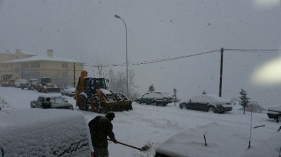 Yoğun Kar Karaman'ın Yüksek Kesimlerinde Etkili Oluyor
