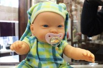 Bebeklere 'Altın Emzik'