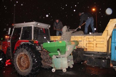 Edirne'de 56 Saatlik Karla Mücadelede 350 Ton Tuz Kullanıldı