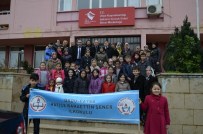 YENIYıLDıZ - Öğrencilerden Yurtta Kalan Çocuklara Ziyaret