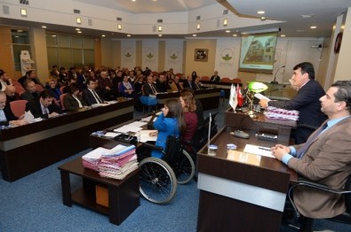 Dündar Açıklaması '2015 Yatırımlarla Geçti'