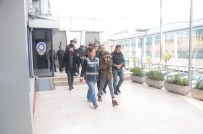 SAHTE ALTIN - Sahte Altınları Kuyumculara Satmak İsterken Yakalandılar