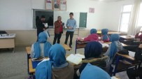 OSMAN ÖZCAN - Sınavdan Kazandığı Yarım Altını Türkmenlere Bağışladı