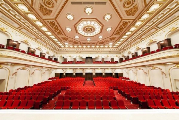 İşte Yeni Emek Sineması