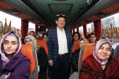 625 Kadın Merkezefendi Belediyesi Tarafından Karahayıt' A Götürüldü