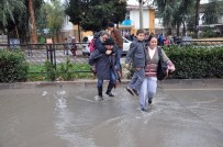 YUNUSLAR - Bu Da 'Kucakta Tahliye'