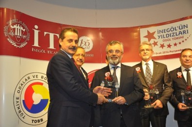 İnegöl'ün Yıldızlarına Ödül Yağdı