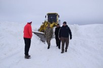 FARUK ERDEM - Yaylada Mahsur Kalan Güvenlik Görevlileri 12 Saatte Kurtarıldı