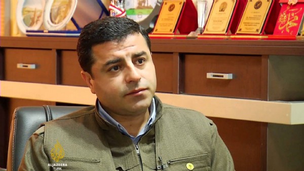 Demirtaş bırakıyor mu?