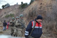 FARUK ERDEM - Kayıp İki Çocuğun Arama Çalışmaları Kelkit Çayı'nda Tekrar Başlatılacak