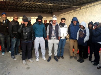 Kuşadası'nda 15 Suriyeli Göçmen Yakalandı