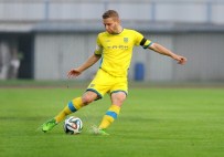 Torku Konyaspor'a Sloven Sağ Bek